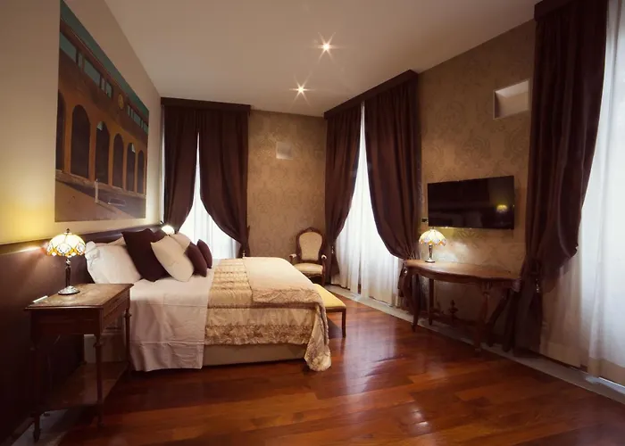 Dei Pittori 4* Turin